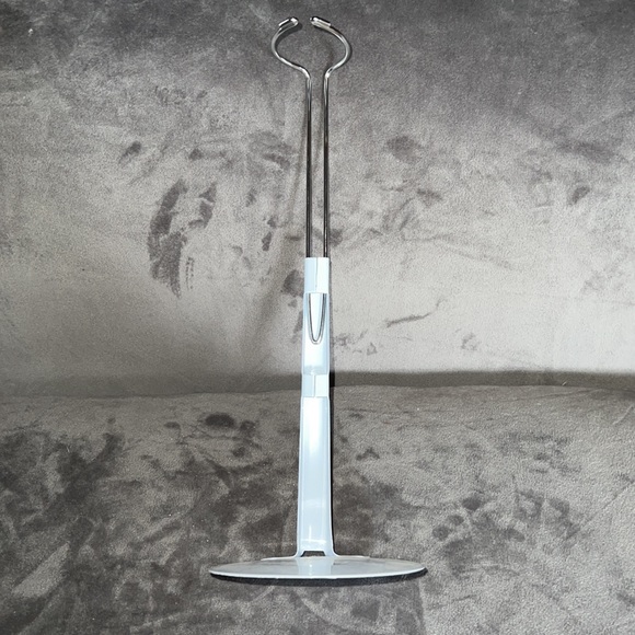 Adjustable Doll Stand (7”-12”) - Picture 2 of 4